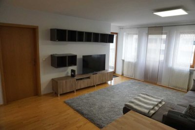 Voll möblierte helle 2-Zimmer-Wohnung im 2. OG mit Balkon in Kumpfmühl-Ziegetsdorf-Neuprüll