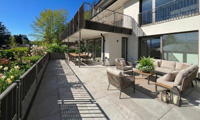 Erstbezug: 3-Zimmer-Gartenwohnung mit Ausblick auf Festung &amp; Berge