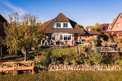 Familienidyll in traumhafter Feldrandlage - Courtagefrei für Käufer