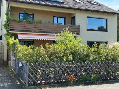 Stilvolle, gepflegte 4-Raum-EG-Wohnung in Erlangen