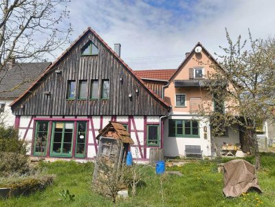 Bau-biologisch saniertes Bauernhaus im Grünen