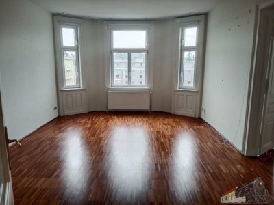 1140 Wien, 130m² Altbaumiete, Parketten, Flügeltüren, Südseitig, Wohnküche, Klopfbalkon