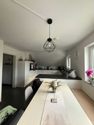 Attraktive 3-Zimmer-Maisonette-Wohnung mit gehobener Innenausstattung mit Einbauküche in Berghaupten