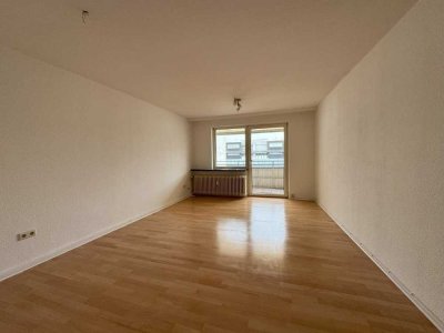 BS-Innenstadt: Gepflegte 2-Zimmer-Wohnung im 5.OG mit großem Balkon und Aufzug in zentraler Lage!