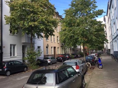 Zwei Wohnungen, 35 qm plus 53 qm, verbindbar, Dachgarten, Bilk, Provisionsfrei