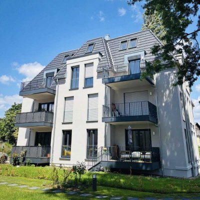 * besonders Wohnen im Dachgeschoss mit Wintergarten u. Klimaanlage * 6370 *