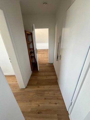 Aktualisiert: Helle 2-Zimmer-DG-Wohnung in Westenfeld (Bo-Wat), Sackgasse