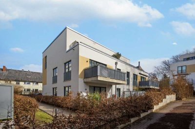 Lichtdurchflutetes Penthouse im ruhigen Hinterhof mit großzügiger Dachterrasse