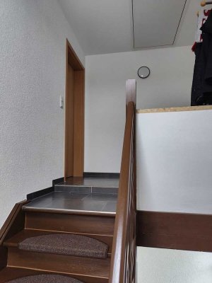 Gemütliche Wohnung mit Einbauküche 790 € Warm / frei ab 01.08.2025