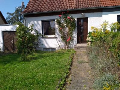 Wohnen im Grünen - Oase mitten in Leipzig. Doppelhaushälfte in Leipzig.