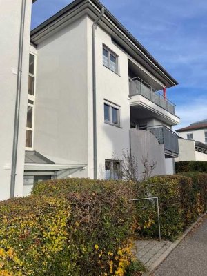 Sofort einziehen - sonnige 4-Zimmer-Maisonette-Wohnung inkl. TG-Stellplatz in Leonberg