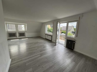Euskirchen-Südstadt: ruhig gelegene 2-Zimmer Dachgeschosswohnung mit großem Balkon