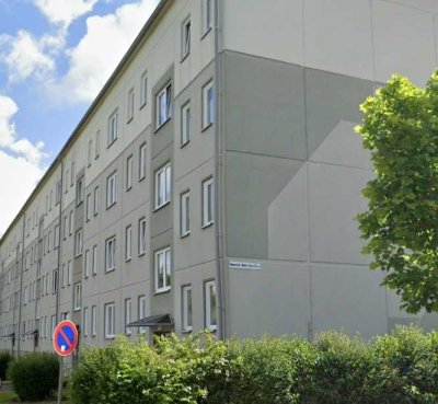 Schöne und modernisierte 3-Raum-Dachgeschosswohnung mit lux. Innenausstattung mit EBK in Perleberg