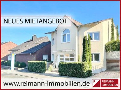 Frechen-Buschbell | 2-Zimmerwohnung mit Einbauküche in gepflegtem Dreiparteienhaus