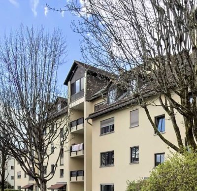 Erstbezug nach Sanierung mit Balkon: schöne 3-Zimmer-Wohnung in Ismaning