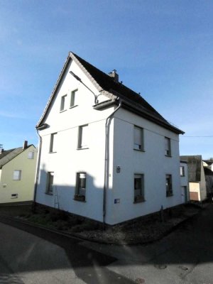 Einfamilienhaus mit Potential im Dorfkern von Meinborn