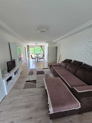 Schöne 4 ZKB Wohnung in Koblenz, möbeliert