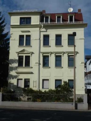 Tolle, neu renovierte zentral gelegene 3-Raum-Wohnung!