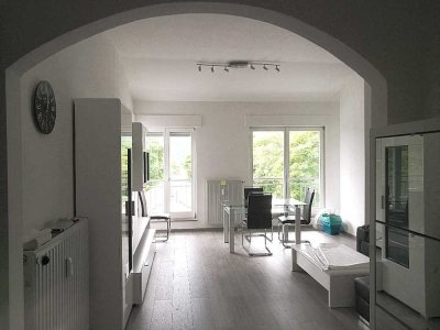 Lichtdurchflutete 2 Zimmer Dachgeschosswohnung in Greding ab 01.04.2025 zu vermieten.