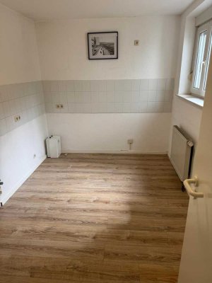 Privat Verkauf einer neu renovierten, gemütlichen 2-Zimmer Wohnung  mit kl. Terrasse in Pfungstadt