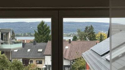 Attraktive 5-Zimmer Wohnung mit Seesicht und Balkon in Allensbach