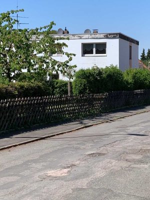 Reserviert !!! "Zweifamilienhaus mit Potenzial- großes Grundstück, idyllische Lage"