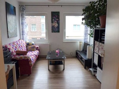 Krefeld-Uerdingen, helle, modernisierte Zweizimmer-Wohnung