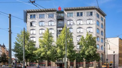 **Moderne Dachgeschosswohnung mit Weitblick in zentraler Lage am Hasselbachplatz**