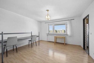 LEERSTEHENDES APARTMENT MIT MIET- UND ENTWICKLUNGSPOTENZIAL