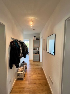 SCHÖNE 3-ZIMMER WOHNUNG MIT BALKON
