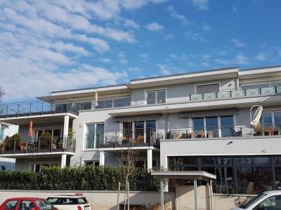 Moderne sonnige 4 Zi Gartenwohnung, Parkett, große Fensterflächen, FBH, Terrasse, TG