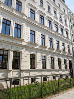 Stilvolle 3-Raum-Maisonette-Wohnung mit Stellplatz im Innenhof!