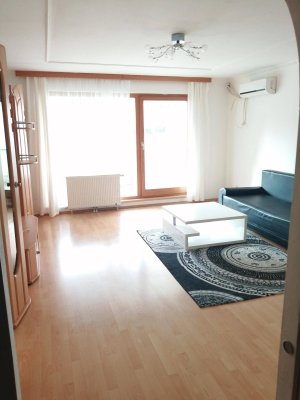 Schöne Wohnung 1230 mit 2Zi+ große Loggia Ohne Provision