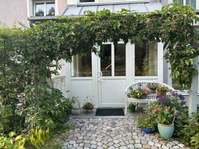 Ansprechende und gepflegte 3-Zimmer-Erdgeschosswohnung mit Balkon in Regenstauf