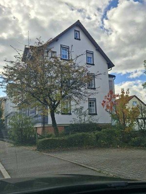 Maisonette Altbauwhg. in renovierter Stadtvilla. 4-5 Zi.-Whg. in RT-Oststadt mit Balkon!
