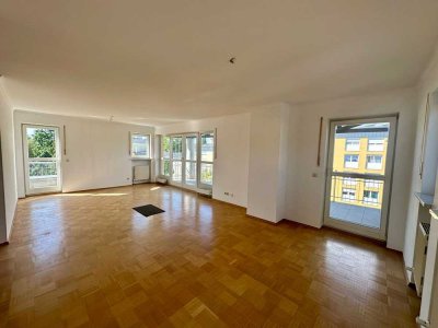 Helle Penthouse-Wohnung in Straubing Süd – großzügig wohnen mit Komfort