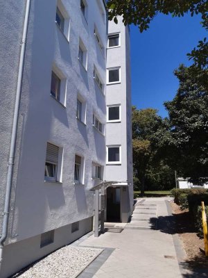 Gepflegte 3-Zimmer-Wohnung mit Loggia in Lenting zu vermieten
