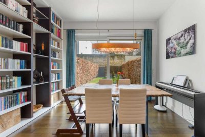 Köln hat viele Adressen. Diese ist einzigartig- Gartenwohnung im Palais du Rhin