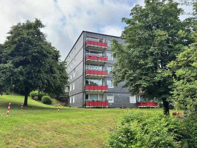 VORANKÜNDIGUNG: verfügbar ab 15.07.2025: Frisch sanierte 3-ZW mit Balkon sucht Sie als neue Mieter