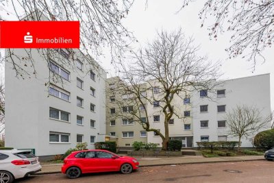 Frankfurt-Unterliederbach: Großzügige 4-Zimmer-Wohnung mit Loggia in ruhiger Wohnlage