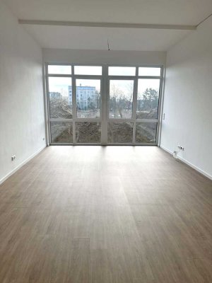 Modernes, helles Studio - 3,50m hohe Decke - Erstbezug