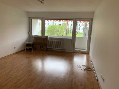 4,5 - ZIMMER-WOHNUNG - GUTER SCHNITT UND VIEL PLATZ FÜR DIE FAMILIE!