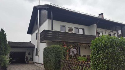 Geräumige und gepflegte 5-Zimmer-Doppelhaushälfte zum Kauf in Happing, Rosenheim