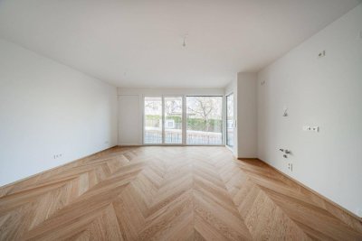 STILVOLLER 2-ZI ERSTBEZUG - Terrasse. Garten. Fitness. Natur.