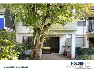 ***GROßZÜGIGES REIHENMITTELHAUS - MIT IDYLLISCHEN GARTEN***