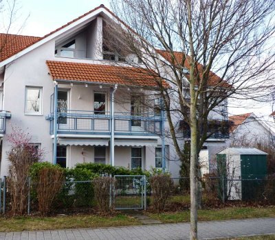 Helle 2,5 Zi. Wohnung in bester Lage