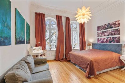 Stilvolle Altbauperle – 2 Zimmer mit hohen Decken in Rotherbaum