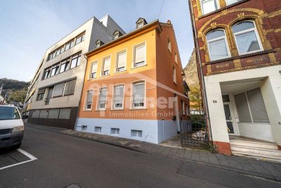 Teilrenovierte Dachgeschosswohnung im Herzen von Oberstein!