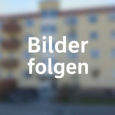 Kernsanierte 2-Zimmer-Penthouse-Wohnung mit 90 m² Dachterrasse, separater Küche & Flur