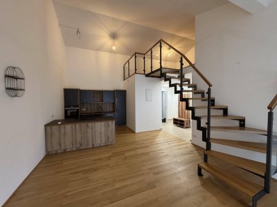 luxuriöses Wohnen - Galerziemmer, hochwertige Einbauküche, Klimaanlage und Balkon Nähe Tullnerfelder Bahnhof